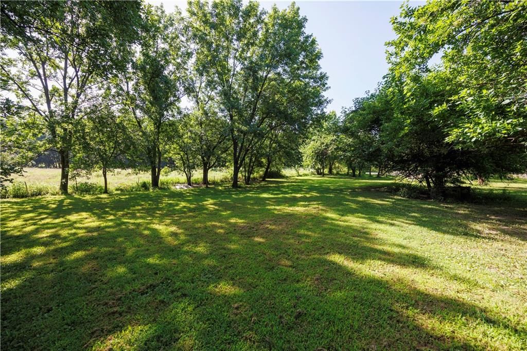 599 Kanza Road — photo 48