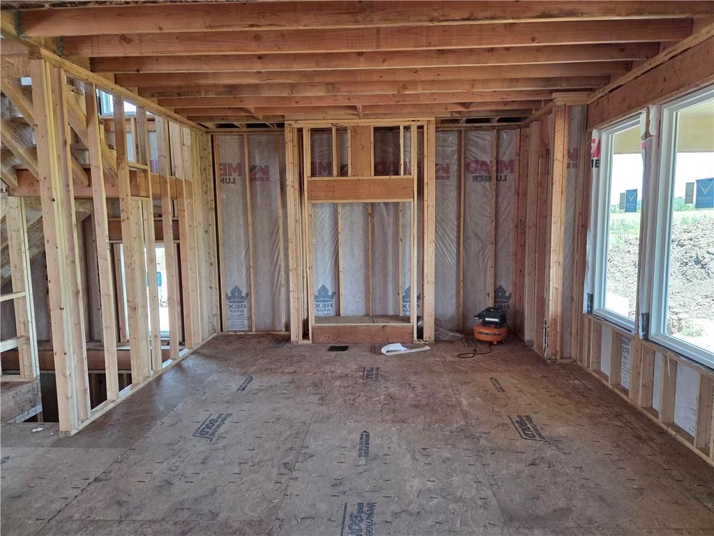 17470 W 169th Terrace — photo 3