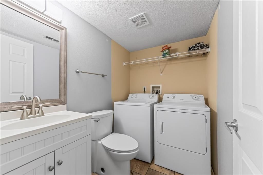 15521 E 48th Street — photo 5