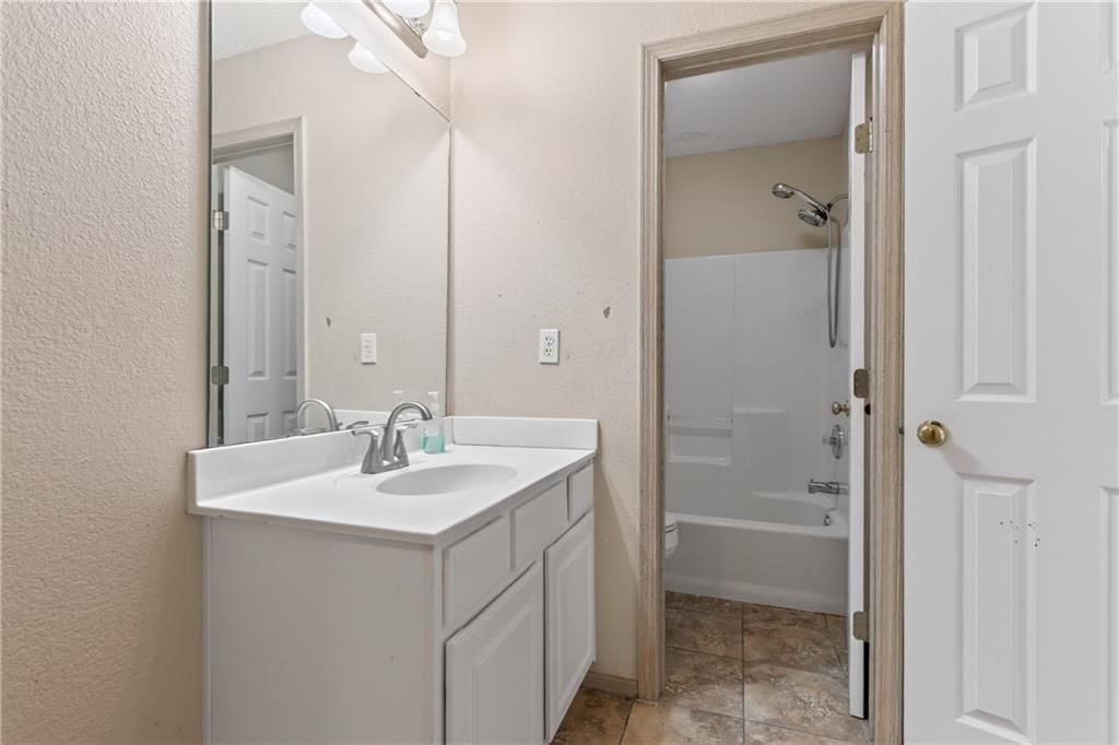 15521 E 48th Street — photo 14
