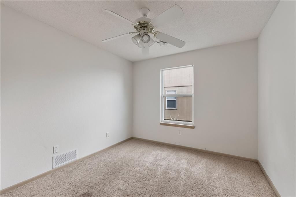 15521 E 48th Street — photo 15