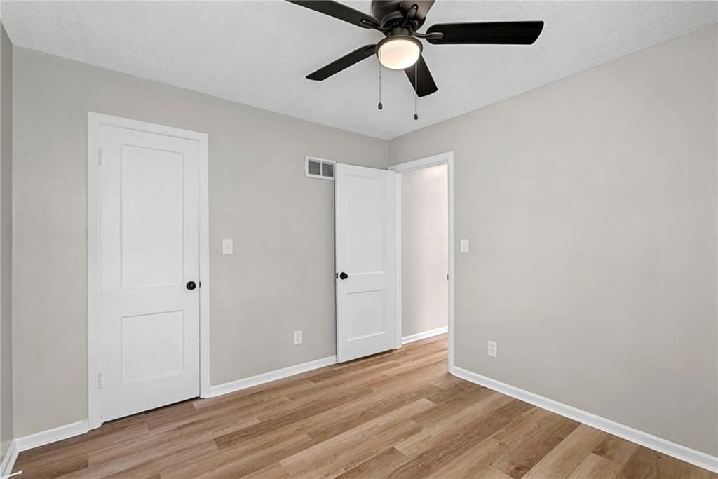 6804 Raytown Road — photo 17