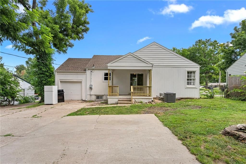 6804 Raytown Road — photo 23