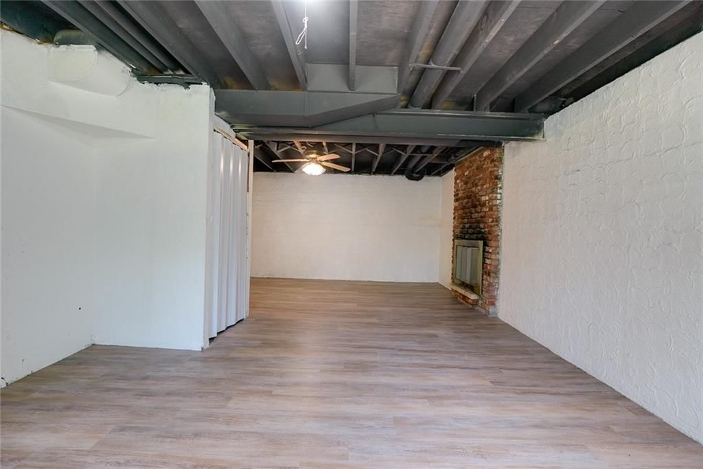 11000 E 63rd Street — photo 28