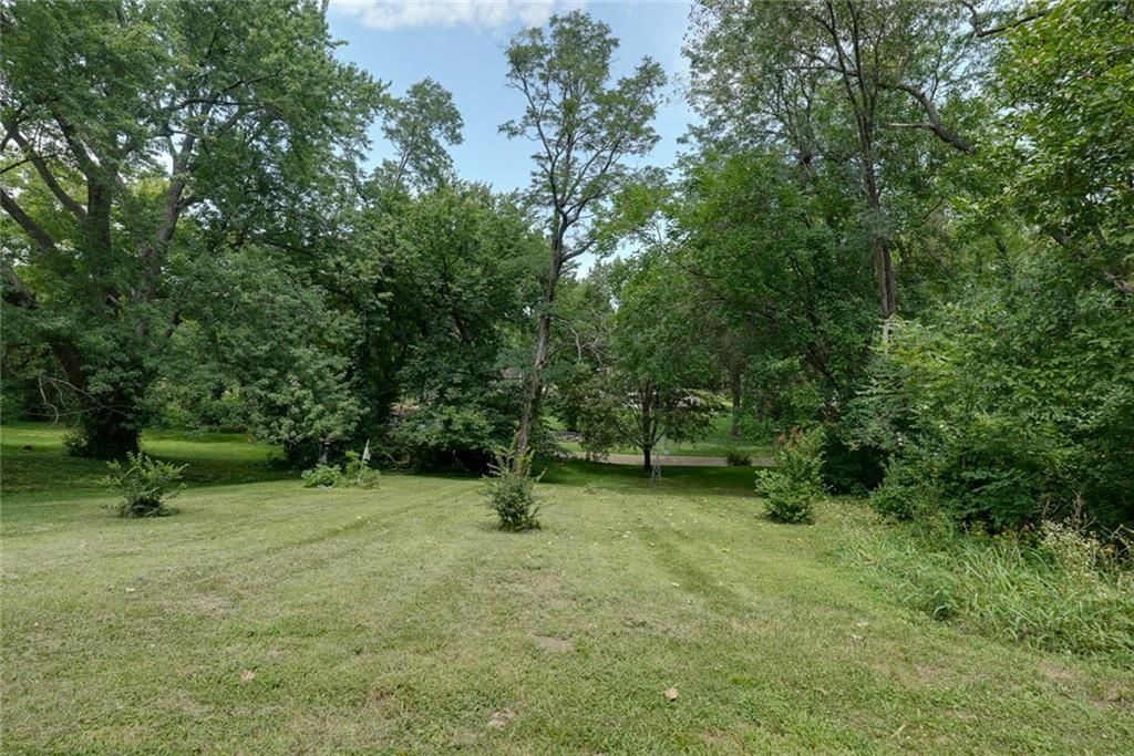 11000 E 63rd Street — photo 32