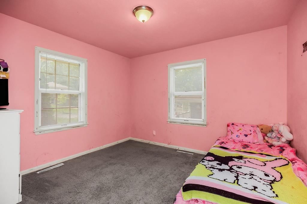 5902 Fairlane Drive — photo 10