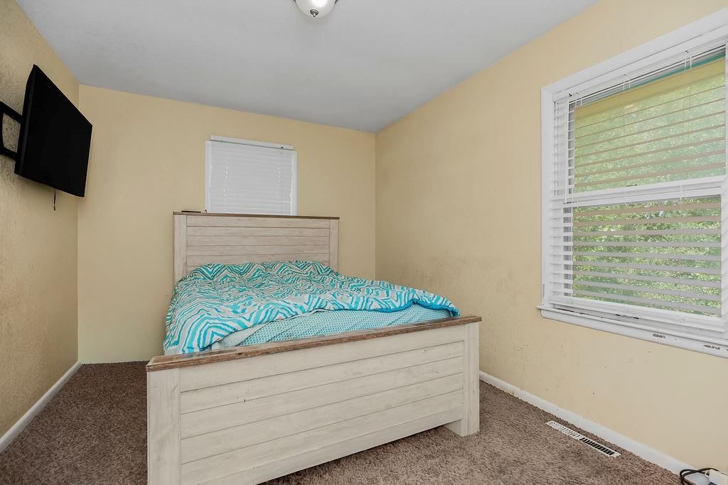5902 Fairlane Drive — photo 12