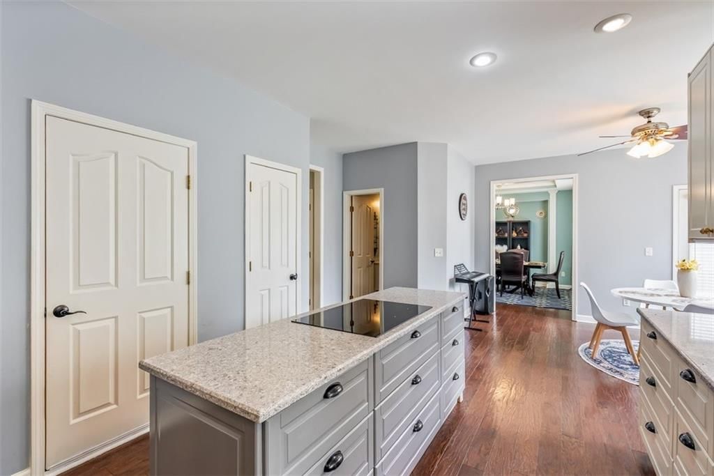 2617 W Whitney Street — photo 14