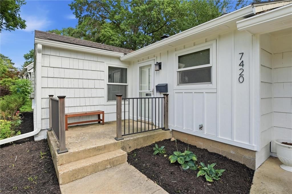 7420 CHEROKEE Drive — photo 4