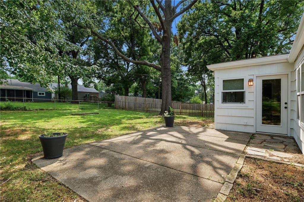 7420 CHEROKEE Drive — photo 30