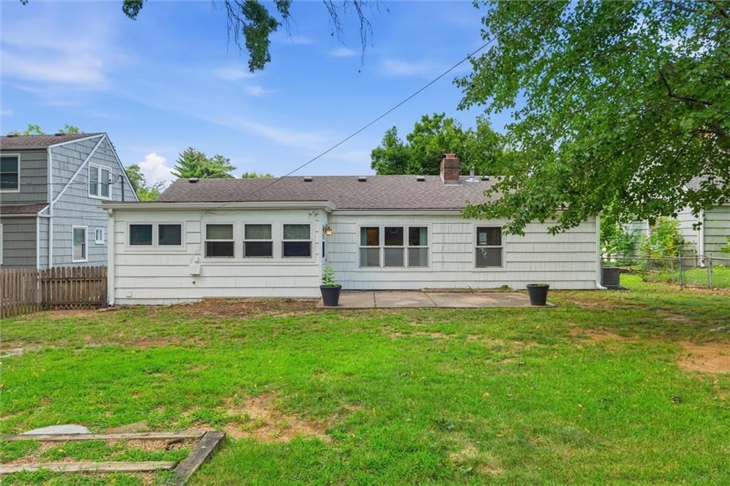 7420 CHEROKEE Drive — photo 34