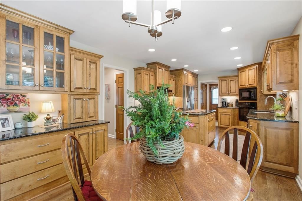 12104 Ballentine Street — photo 15