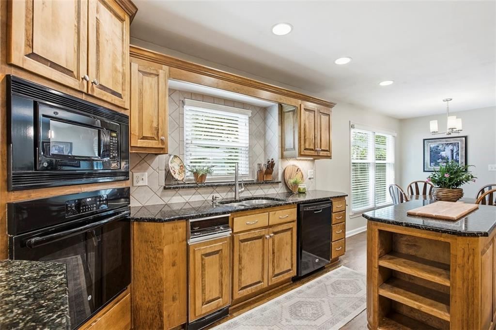 12104 Ballentine Street — photo 18