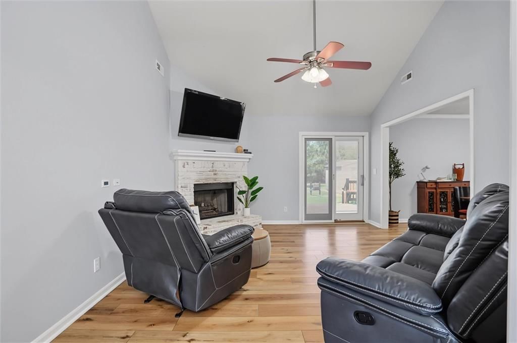 4212 Saddlehorn Drive — photo 7