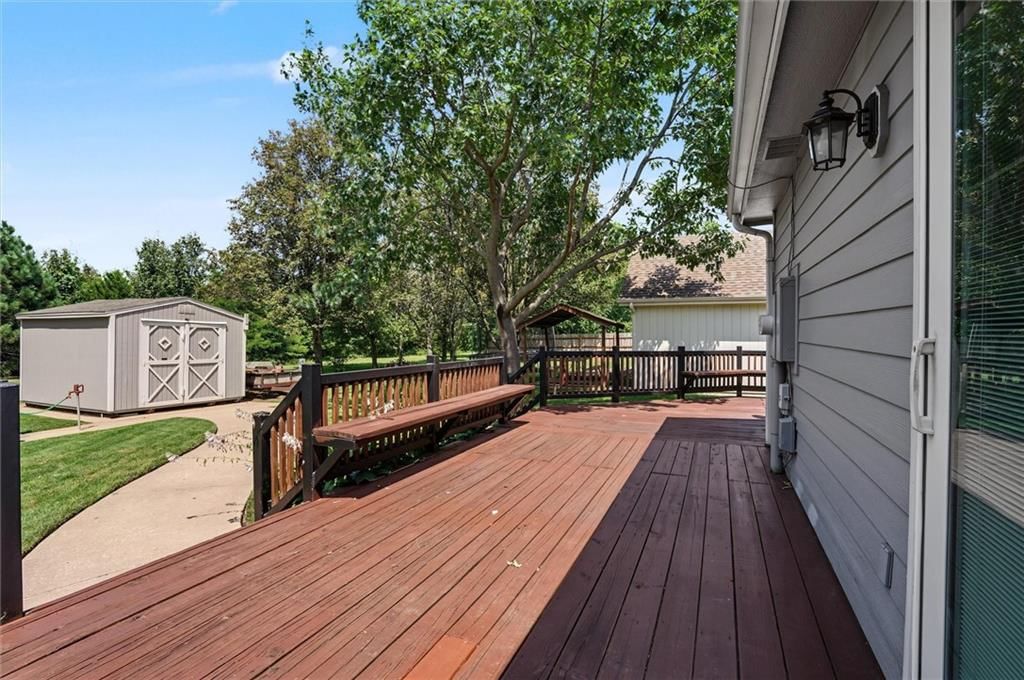 4212 Saddlehorn Drive — photo 35