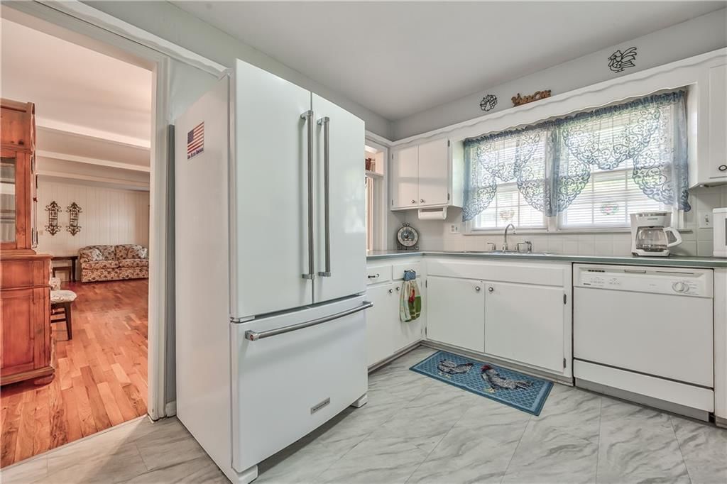9610 W 97th Street — photo 19