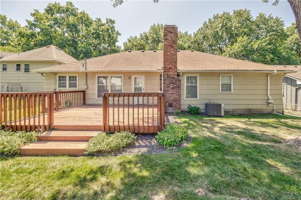 9610 W 97th Street — photo 31