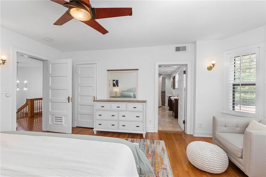 633 E Armour Boulevard — photo 37