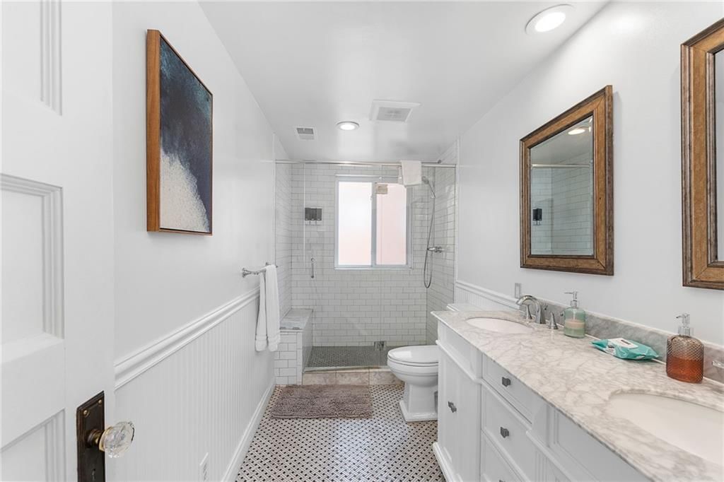 633 E Armour Boulevard — photo 40