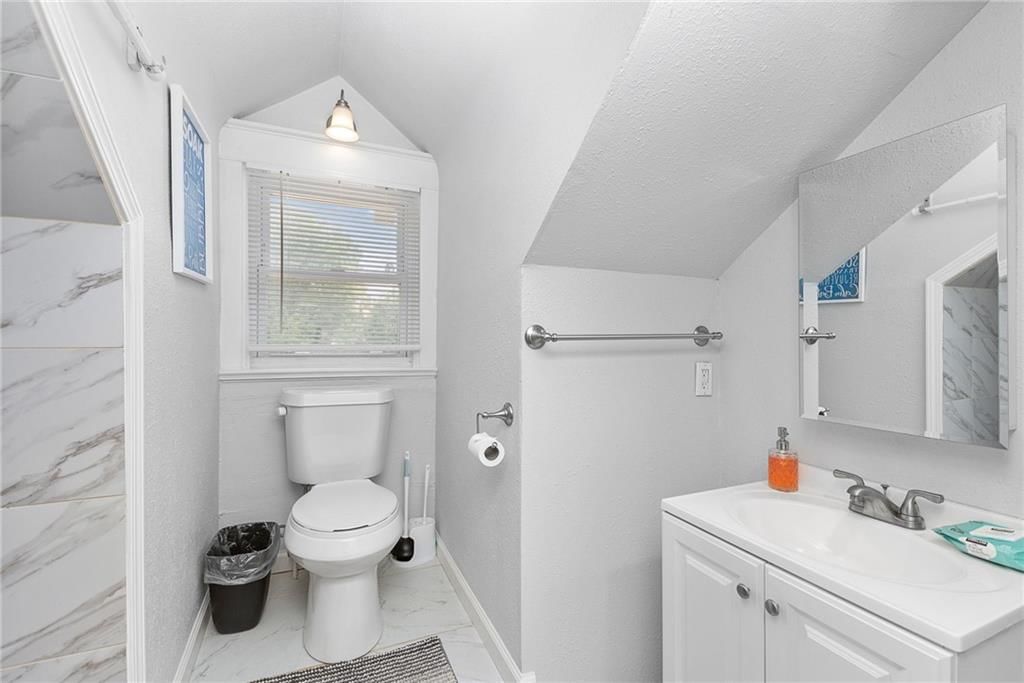 633 E Armour Boulevard — photo 61
