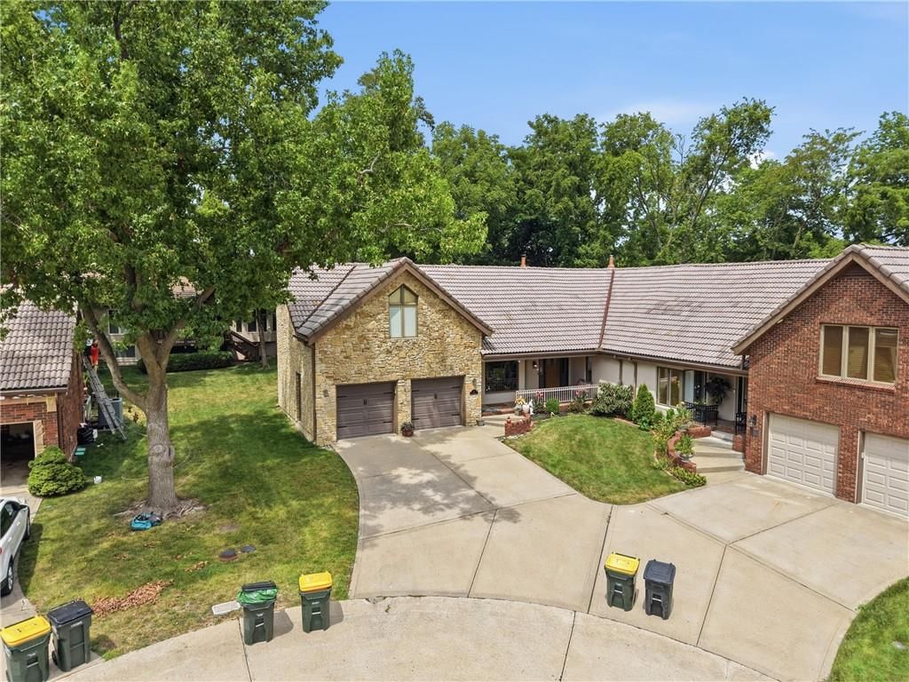 10 The Woodlands — photo 43