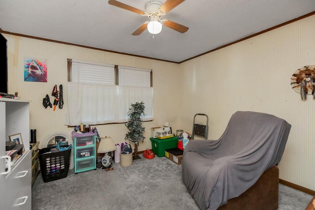 11421 W 69th Street — photo 12
