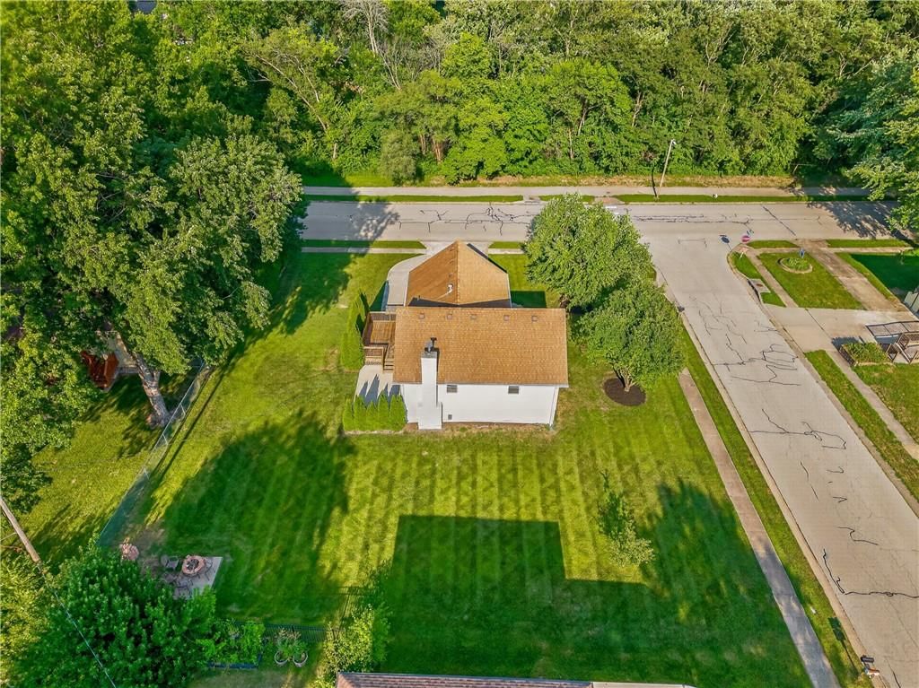 402 Kingsley Avenue — photo 9