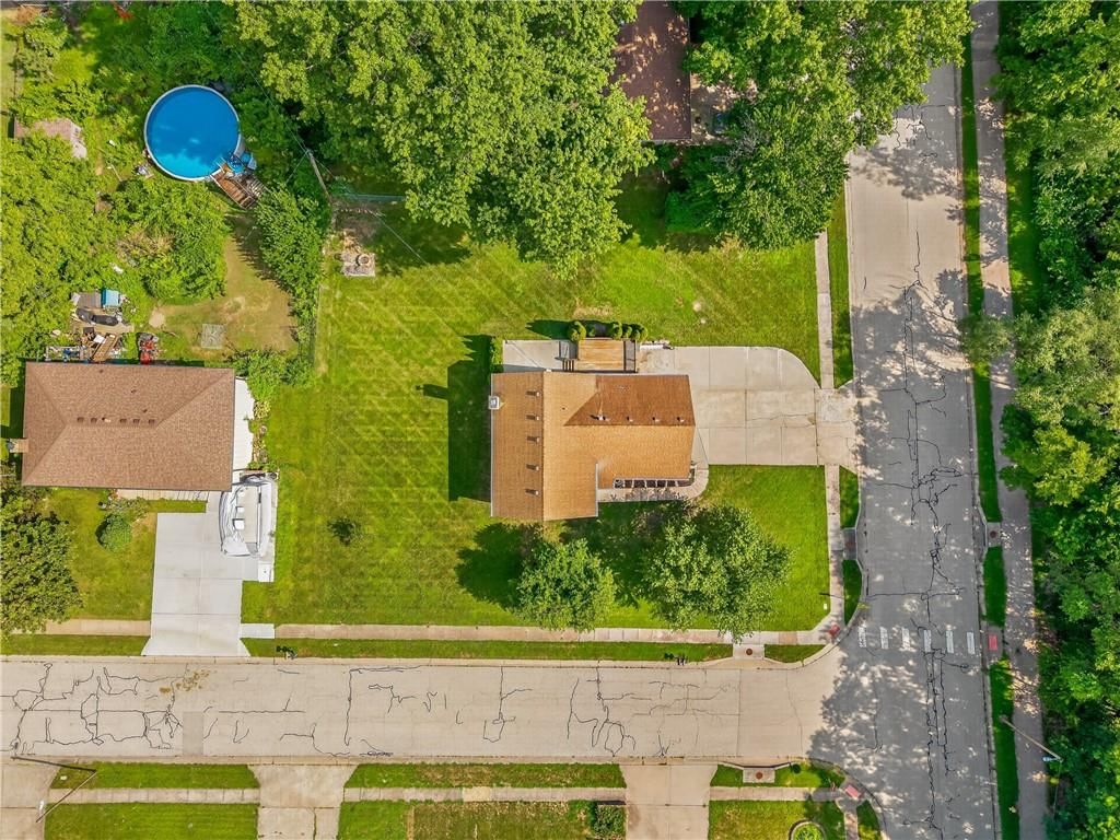 402 Kingsley Avenue — photo 10