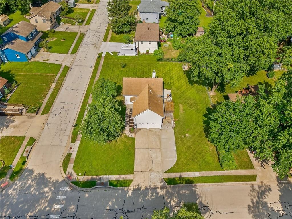 402 Kingsley Avenue — photo 12