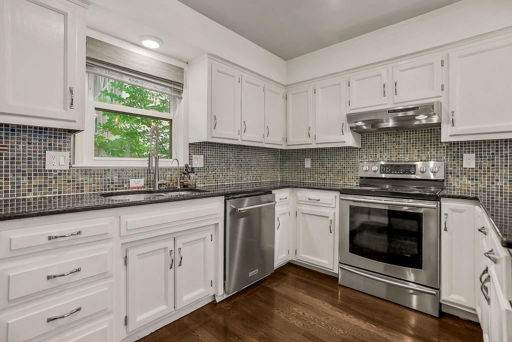 14730 S Locust Street — photo 13