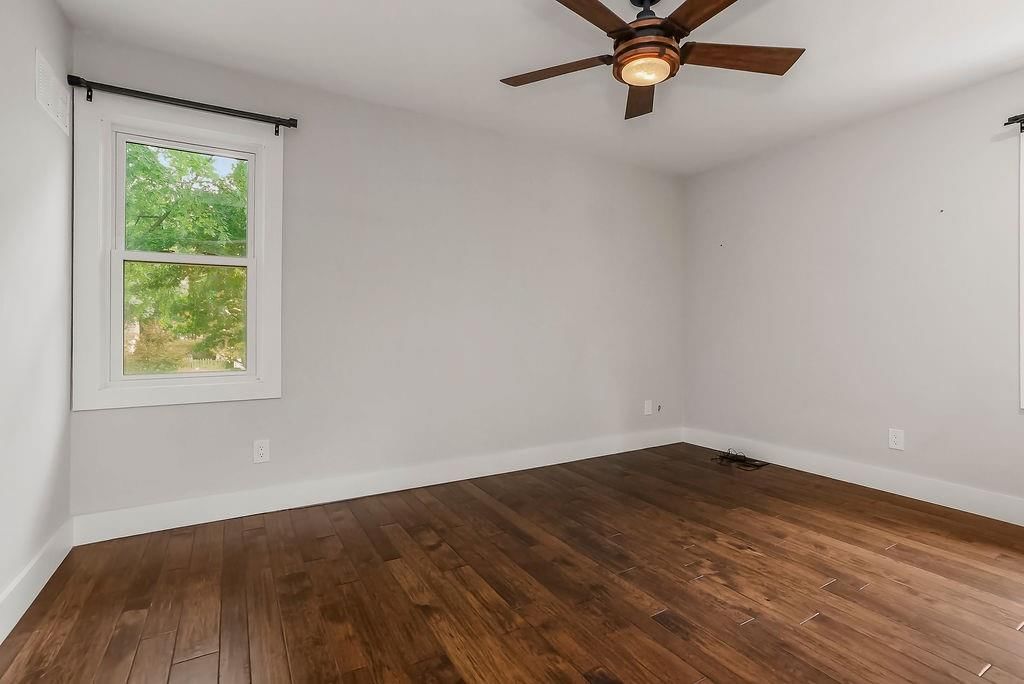 14730 S Locust Street — photo 22
