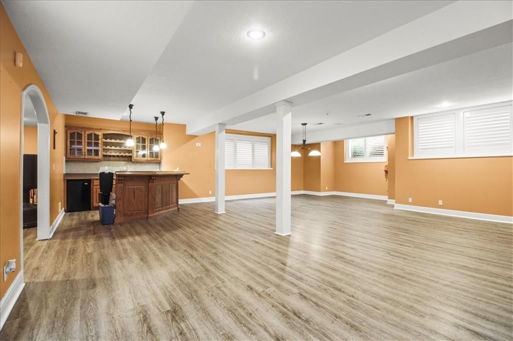 713 NE DICK HOWSER Court — photo 28