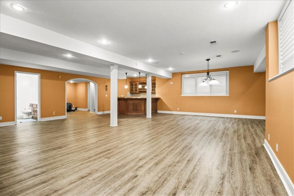 713 NE DICK HOWSER Court — photo 29