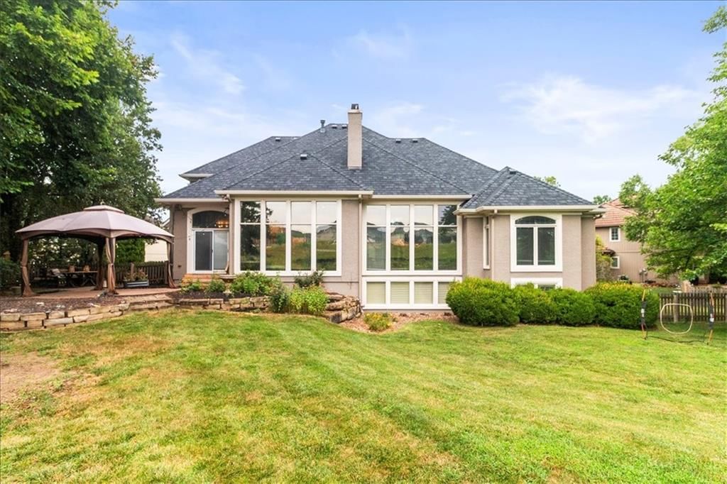 713 NE DICK HOWSER Court — photo 35