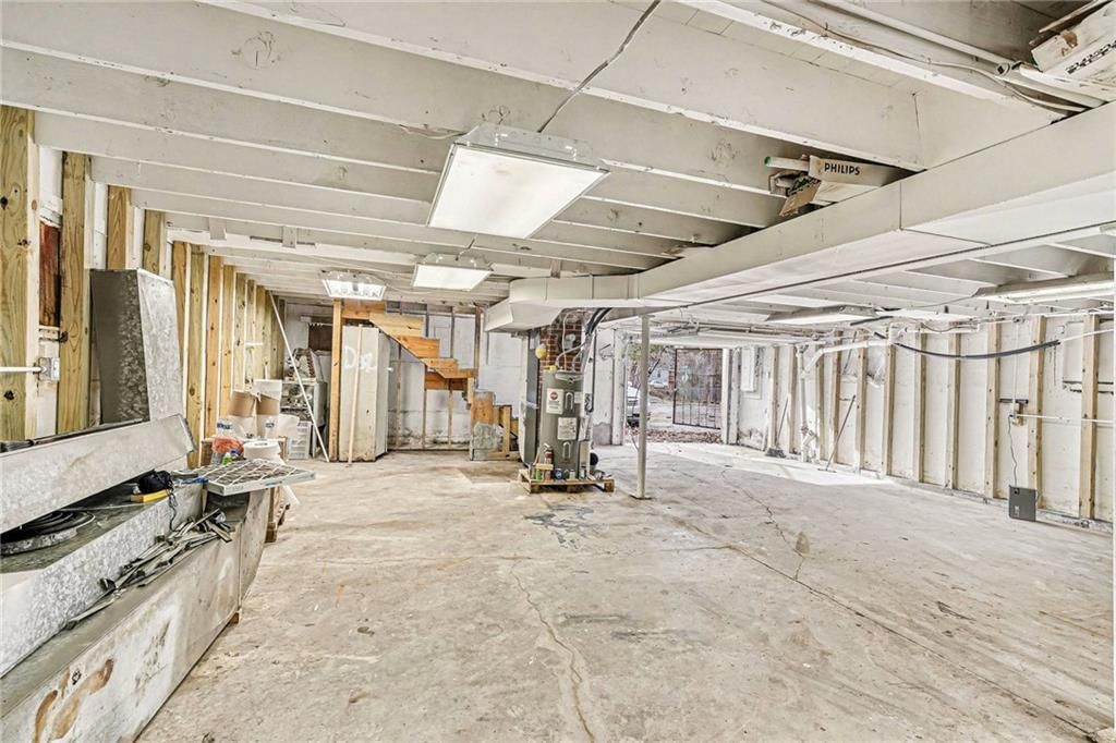 11303 E Truman Road — photo 37
