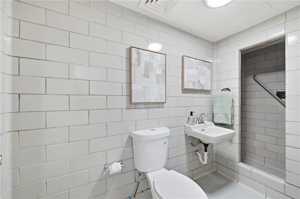 9209 E 87th Street — photo 13