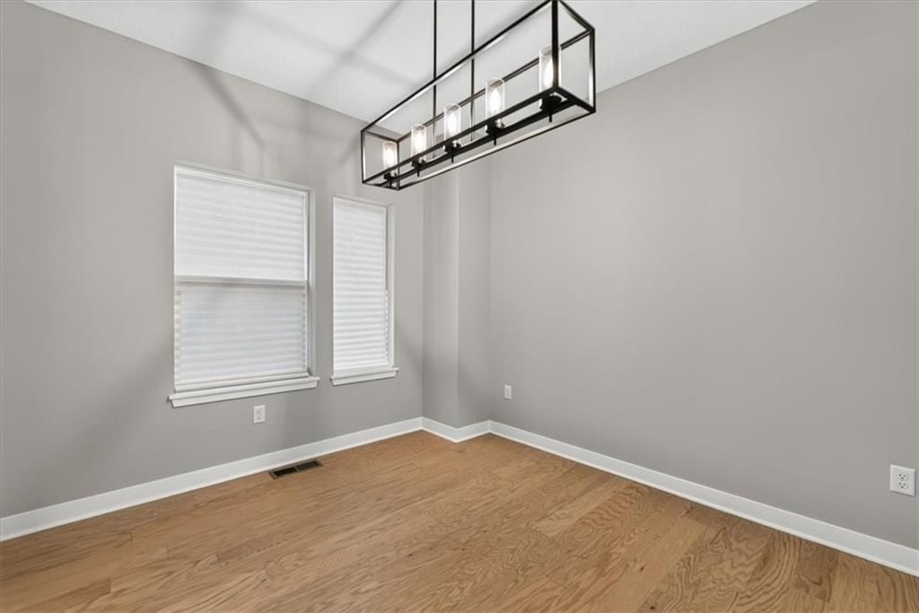 2708 SW 12th Street — photo 8