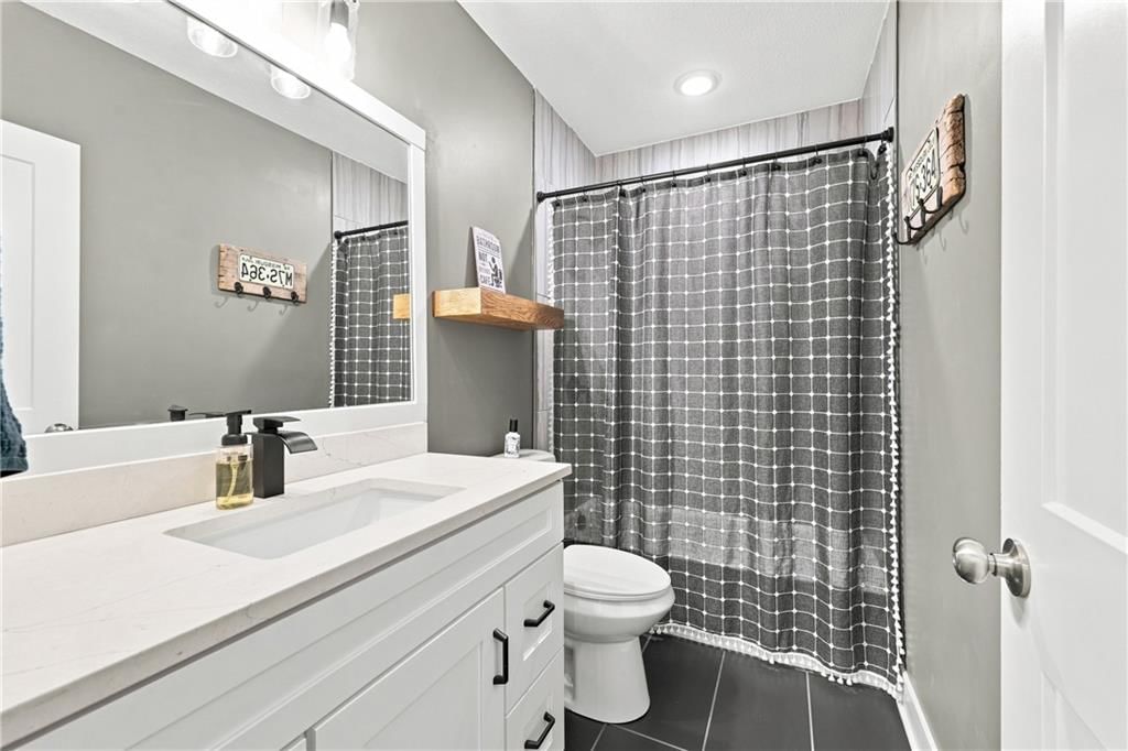 1122 SW Cheshire Drive — photo 36
