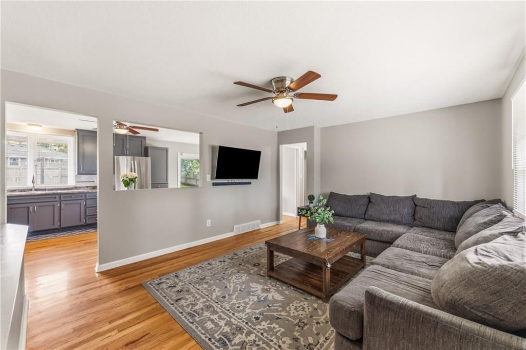 7321 Robinson Street — photo 5