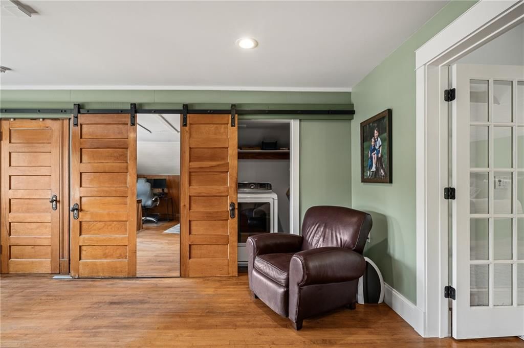 949 W 33RD Terrace — photo 40