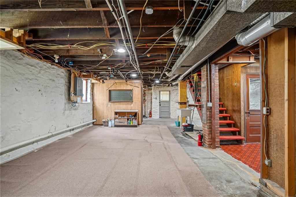 949 W 33RD Terrace — photo 46