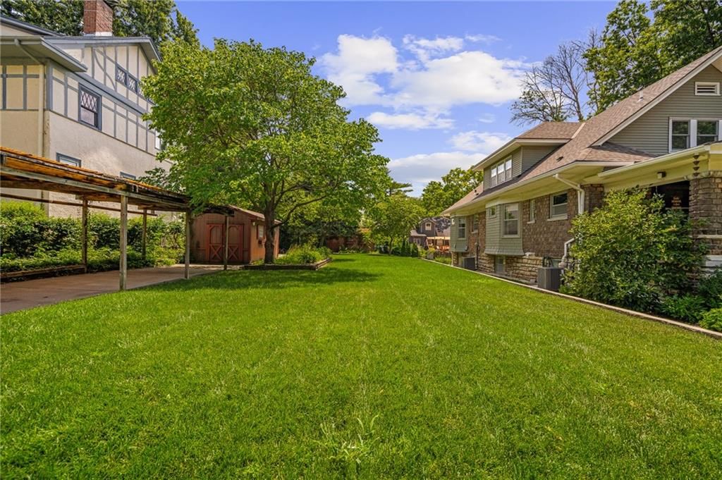 949 W 33RD Terrace — photo 60