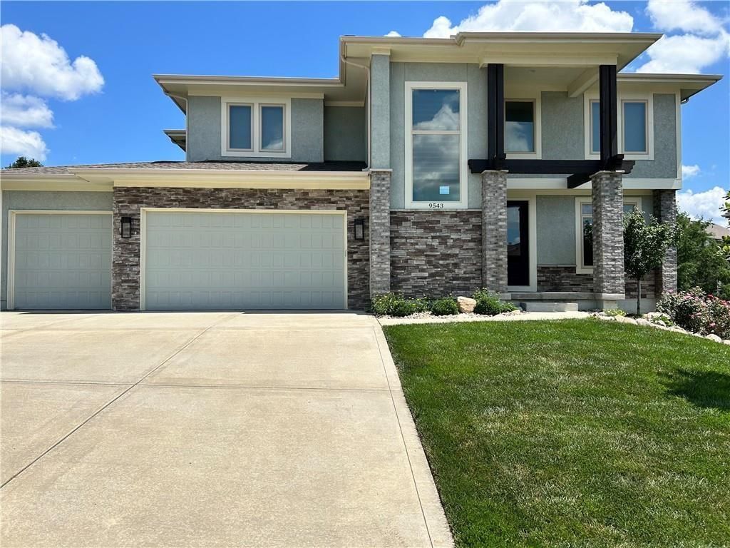 9543 N Kentucky Avenue — photo 3