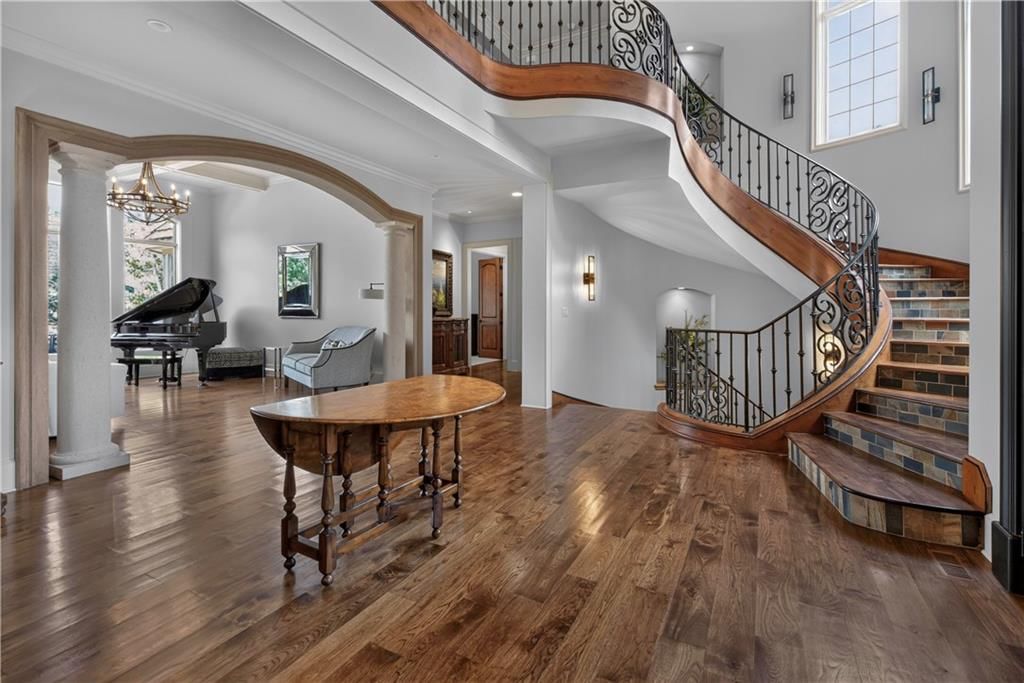 13908 HOWE Drive — photo 8