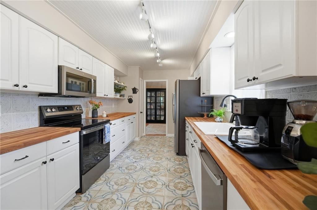 13709 W 70th Street — photo 14