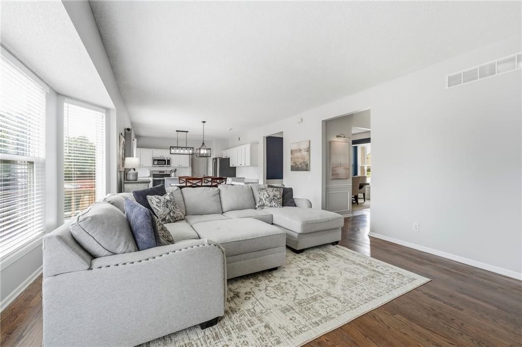 9317 N Charlotte Court — photo 10