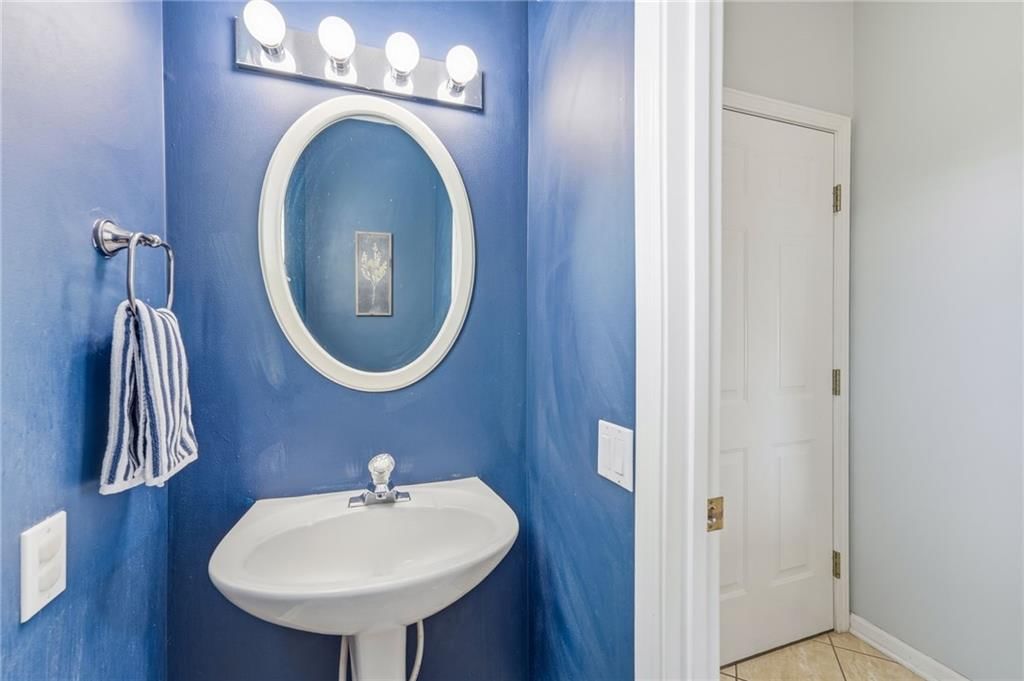 9317 N Charlotte Court — photo 25