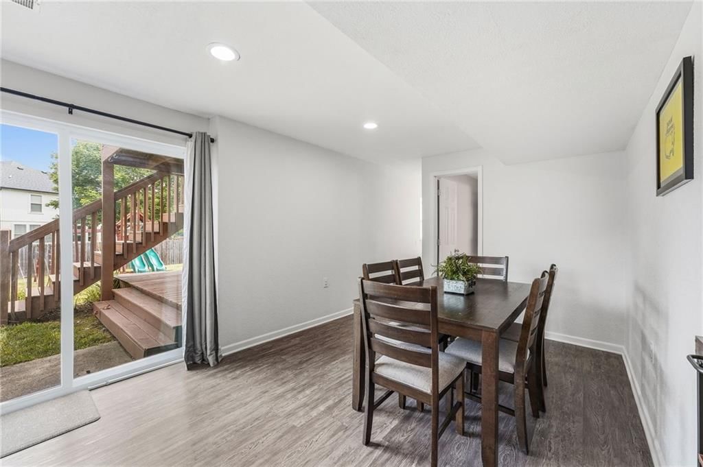 9317 N Charlotte Court — photo 45