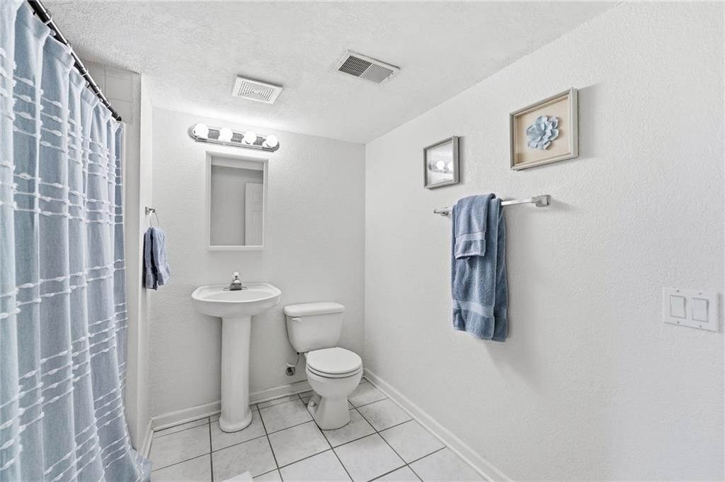 9317 N Charlotte Court — photo 46