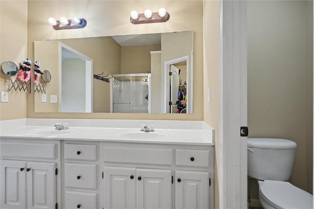 12542 S Belford Street — photo 23